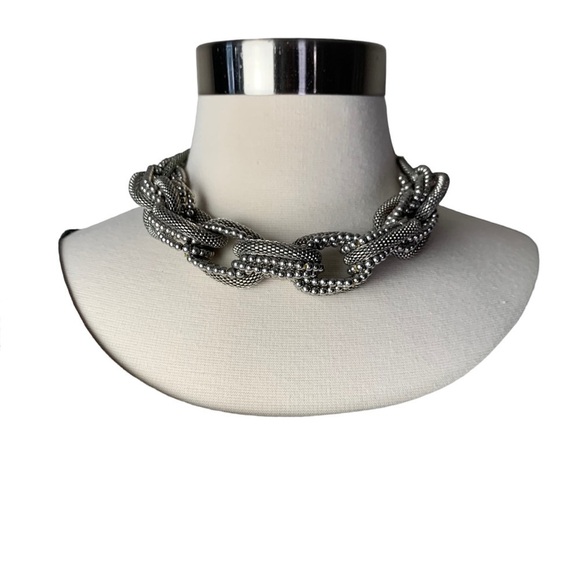New with Tags Silver Large Chain Link Chocker w/ extension Necklace & Earrings - Picture 1 of 10